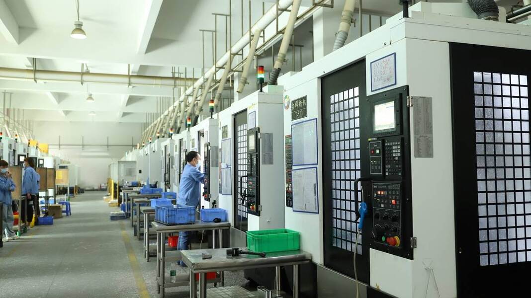 DongGuan TongYingSheng Hardware&Plastic Production Co.,Ltd manufacturer production line